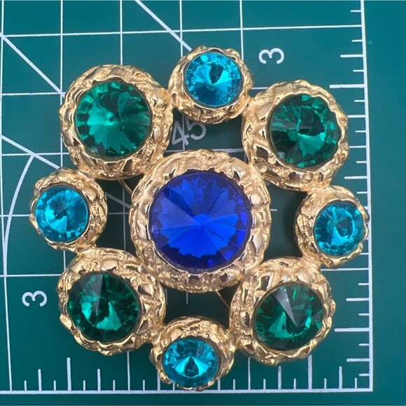 Vintage Dauplaise Brooch Royal Blue Aqua & Green Ravoli Rhinestones Cluster 3" - Picture 5 of 8